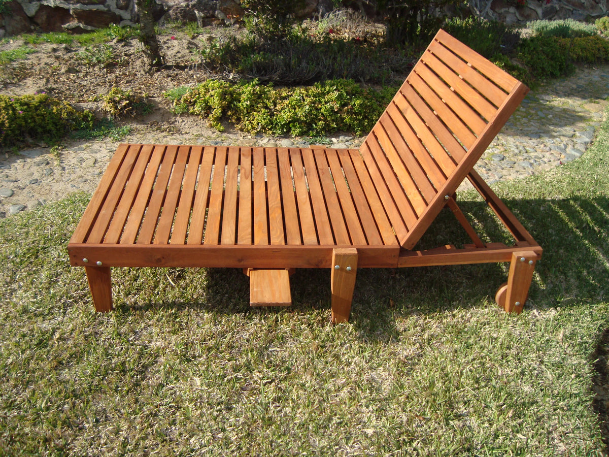 Solid Wood Outdoor Chaise Lounge R782