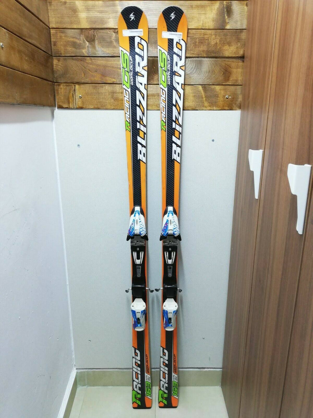 Blizzard Racing GS World Cup 163 cm Ski with Marker 10 Bindings X687