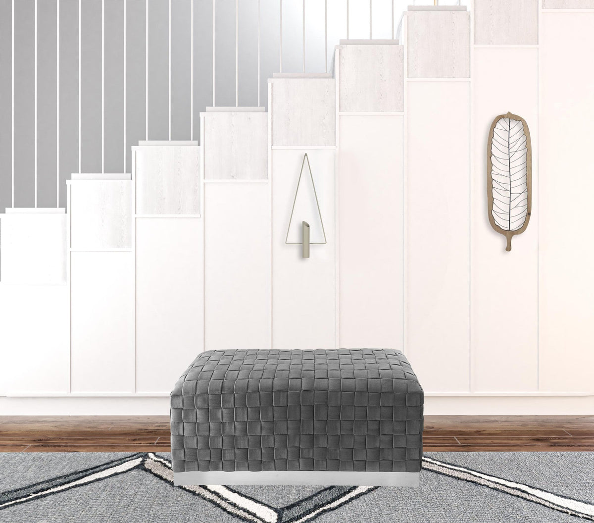 Gray & Silver Upholstered Bedroom Bench V5824