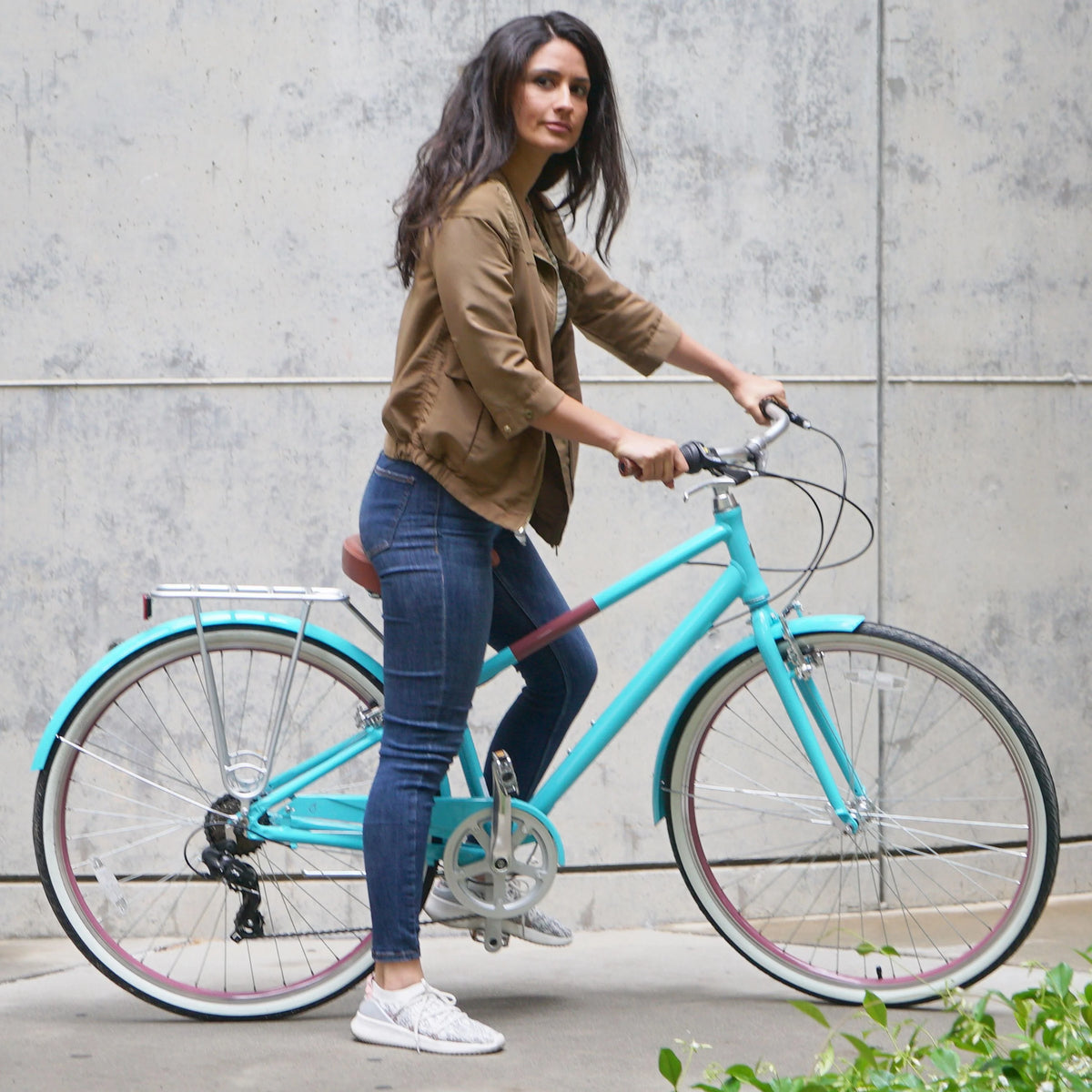 Teal Blue 7-Speed Hybrid Bike with Rear Rack, 28 In. Wheels V8817
