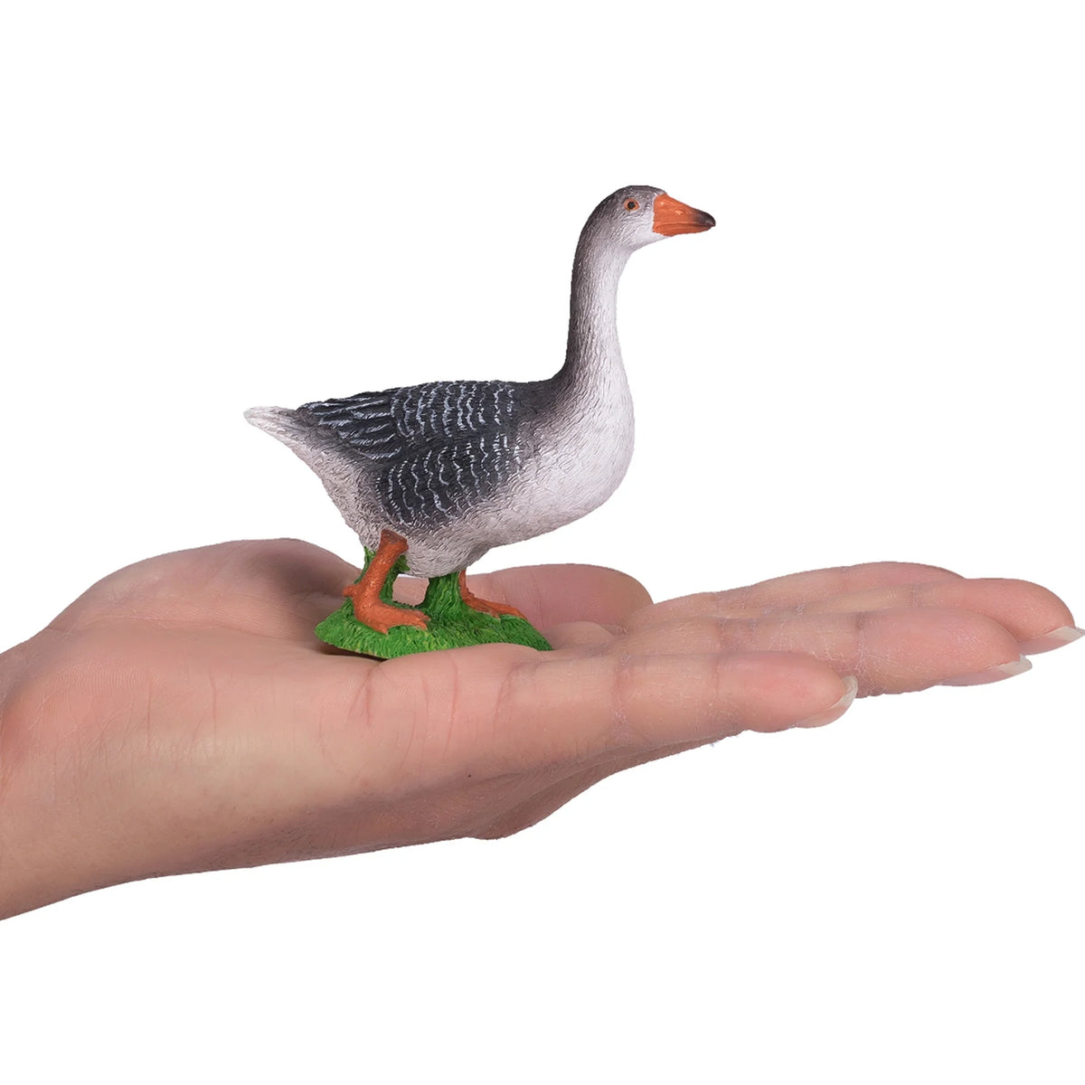 Grey Goose Realistic Hand Painted Toy Figurine Q106