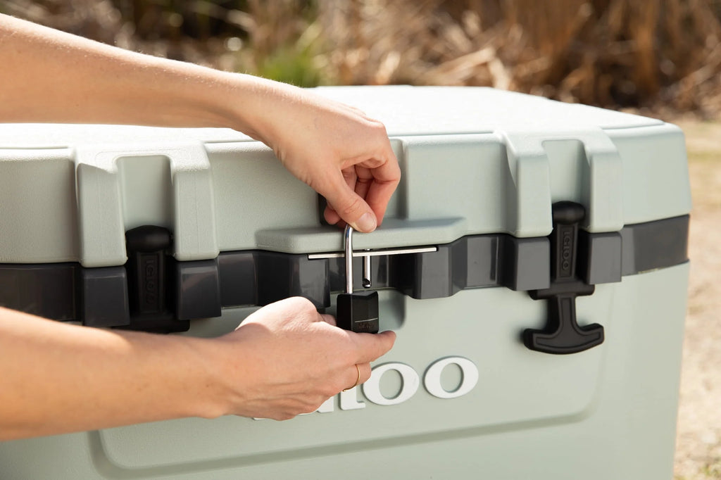 52 QT Wheeled Ice Chest Cooler P504