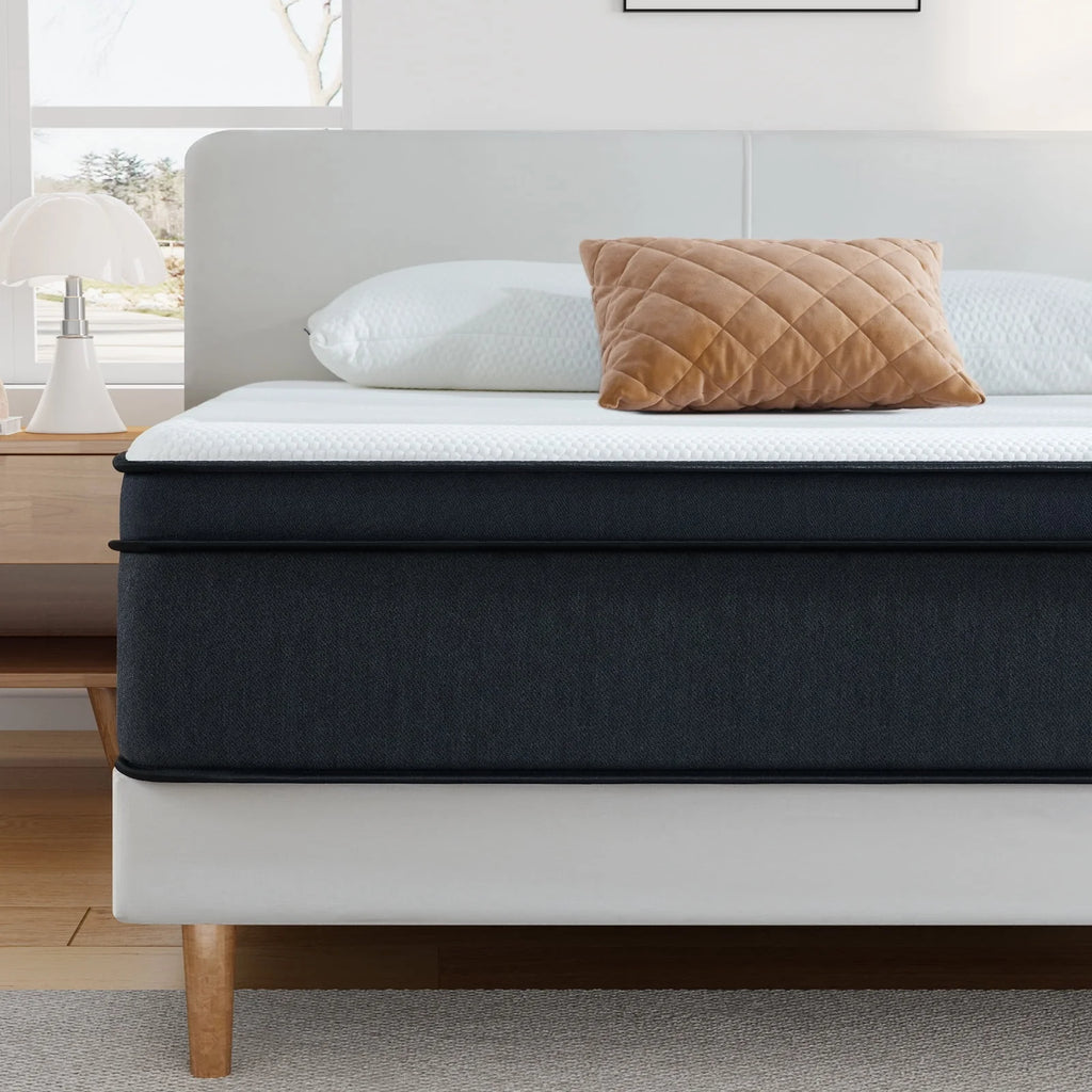 Queen 10 inch Medium Firm Hybrid Innerspring Mattress Y576643