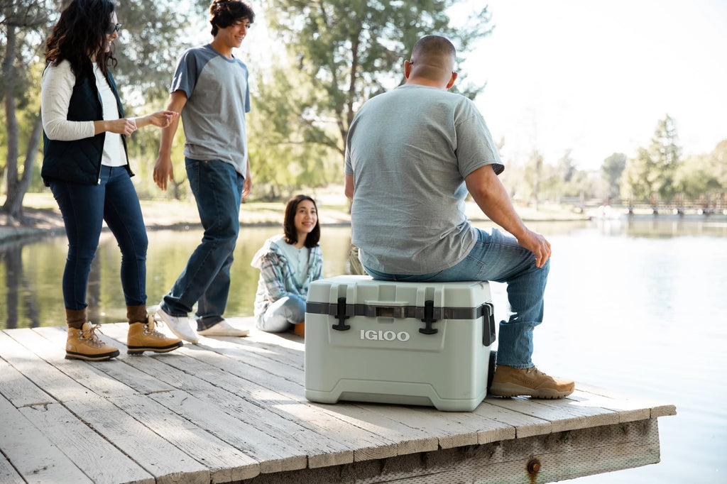 52 QT Wheeled Ice Chest Cooler P504