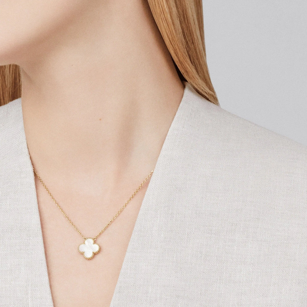 Clover Leaf Necklace M840