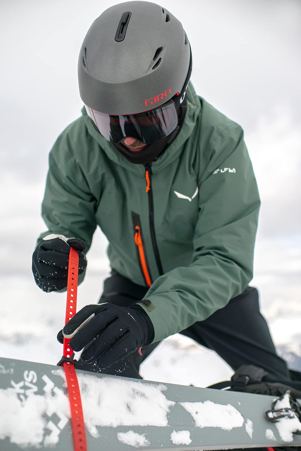 Giro Grid Spherical Snow Ski Helmet M487495