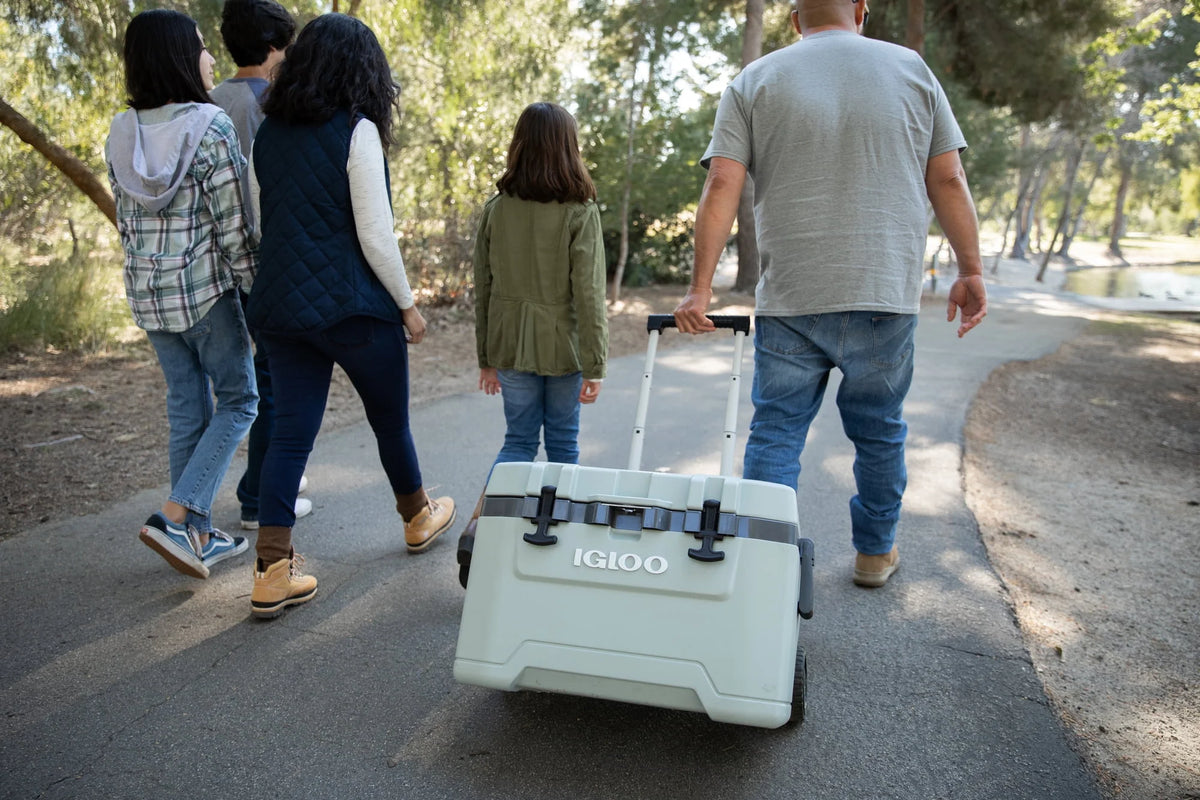 52 QT Wheeled Ice Chest Cooler P504