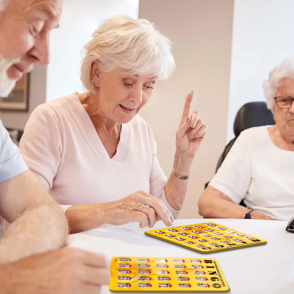 Bingo Cards with Sliding Windows S2163